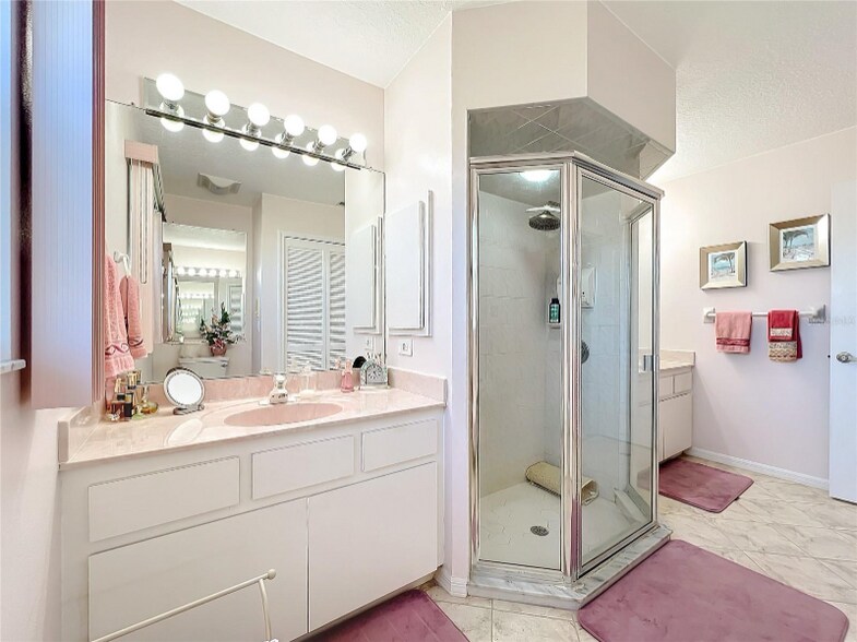 Building Photo - 4365 Aladdin Ave