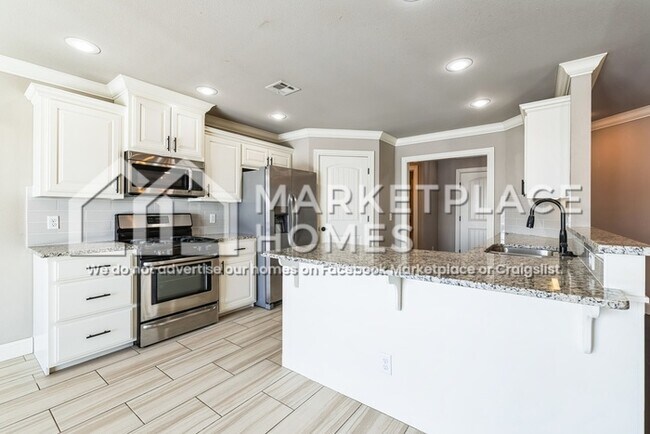 Building Photo - 550 Timber Ridge St