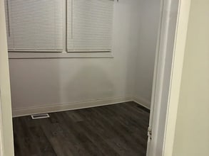 Building Photo - 11658 S Peoria St