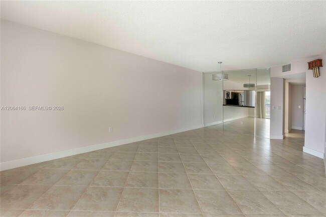 Building Photo - 850 SW 138th Ave