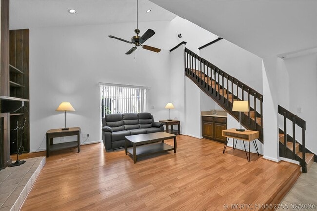 Building Photo - 4011 Coral Springs Dr