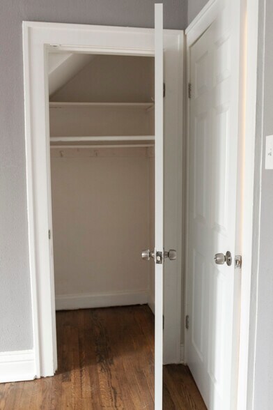 Building Photo - 4626 Wilcox Ave