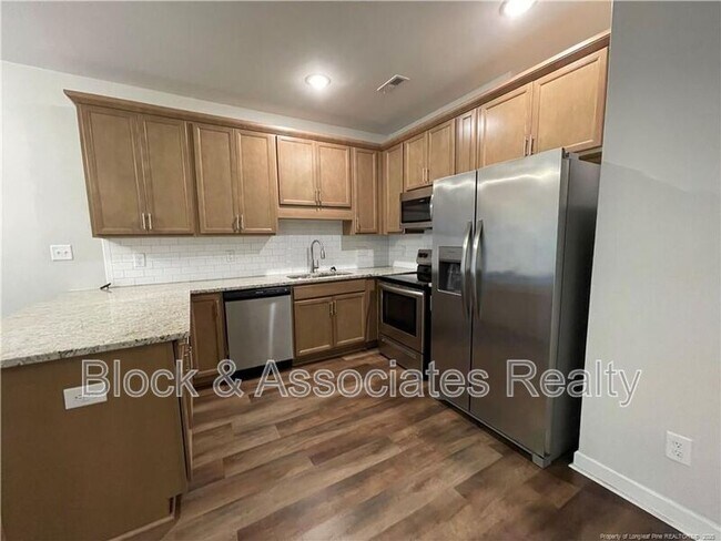 Building Photo - 703 Georgetown Cir