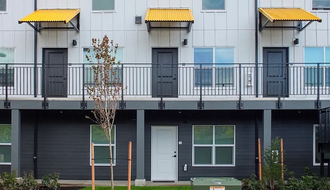 Building Photo - Garden Park Estates