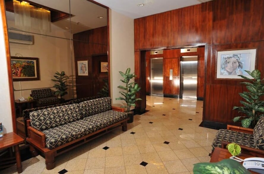 Building Photo - 1700 Ala Moana Blvd