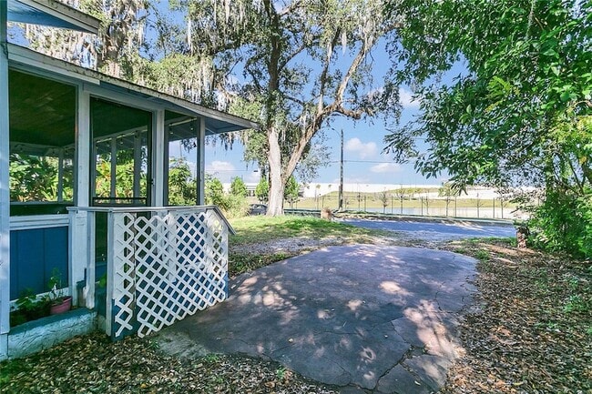 Building Photo - 1204 34th St