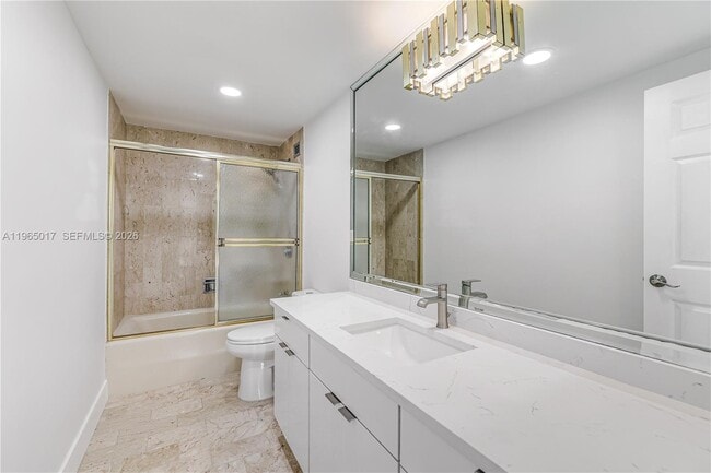 Building Photo - 1800 NE 114th St