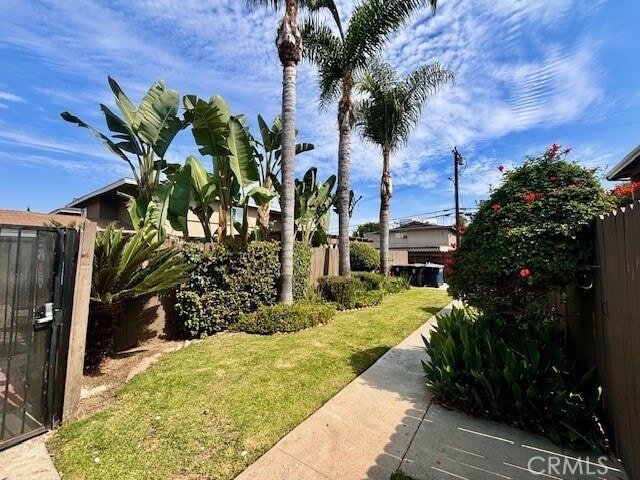 Building Photo - 17102 Emerald Ln