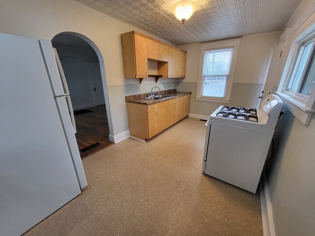 Building Photo - 3688 NY-43