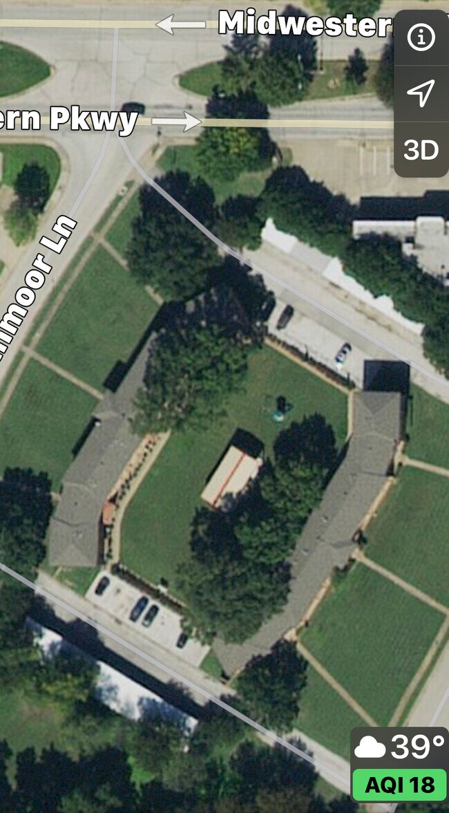 Building Photo - 3701 Southmoor Ln