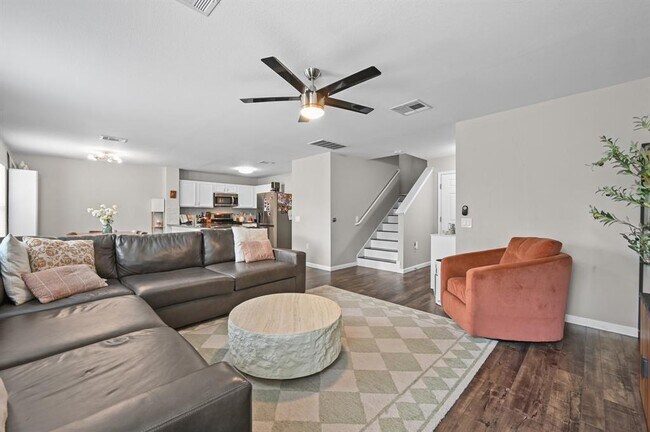 Building Photo - 1414 Strickland Dr