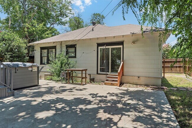 Building Photo - COMING SOON! Charming 1924 Corner-Lot Home with Original Character and Modern Comforts