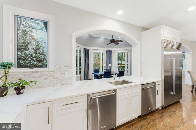 Building Photo - 7814 Crownhurst Ct