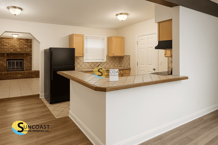 Building Photo - 1773 Louvre Dr