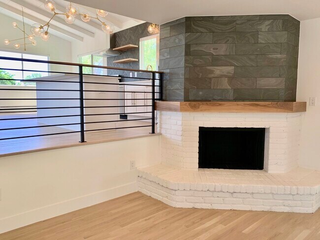 Building Photo - 3365 Ward Rd