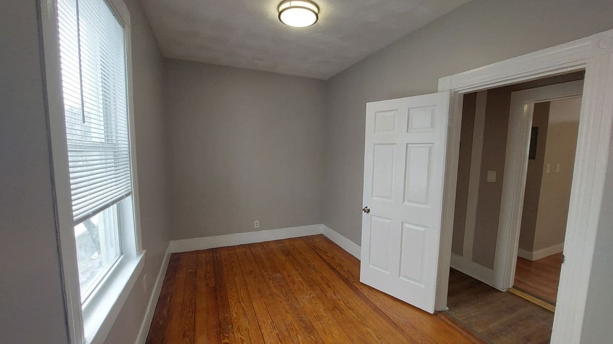 Building Photo - 41 Armandine St