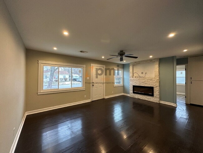 Building Photo - 7752 Beech Ave