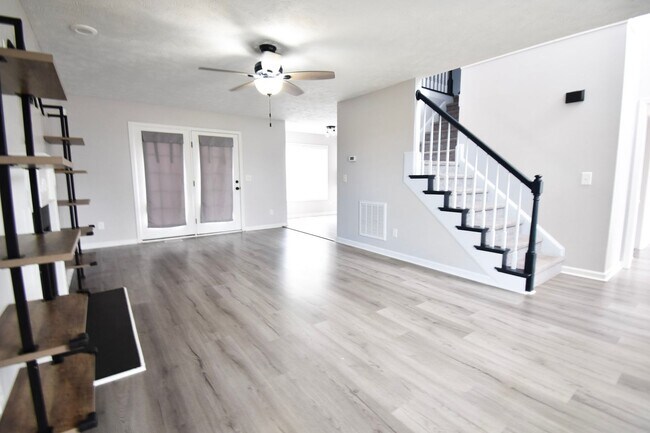 Building Photo - COMING SOON~3 Bedroom 2.5 Bathroom with a Large Deck and Bonus Room!