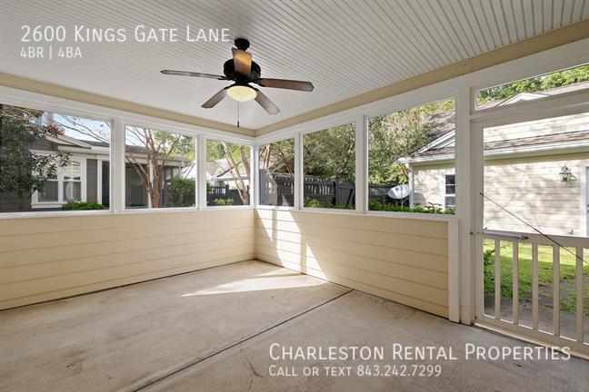 Building Photo - 2600 Kings Gate Ln