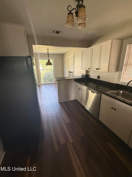 Building Photo - 1609 Gordon Ave