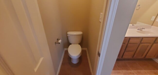 Building Photo - 249 Nomad Ln