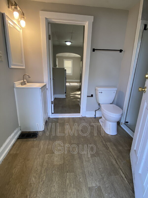 Building Photo - 520 N Moreland Ave