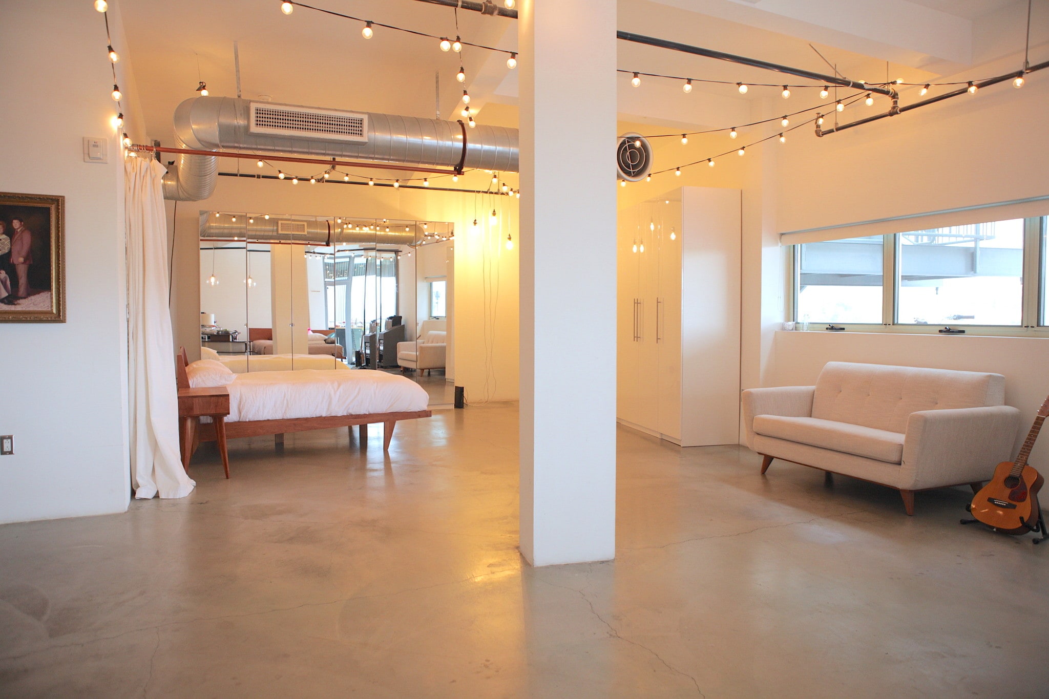 Building Photo - 200 N San Fernando Rd