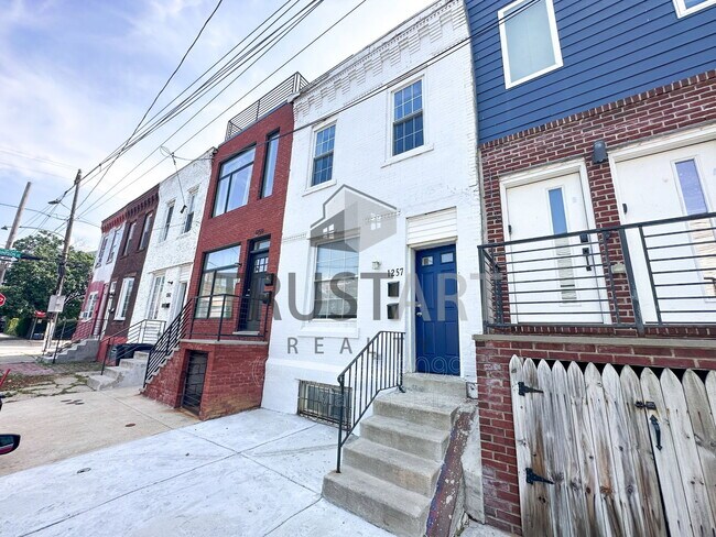 Building Photo - 1257 N 23rd St