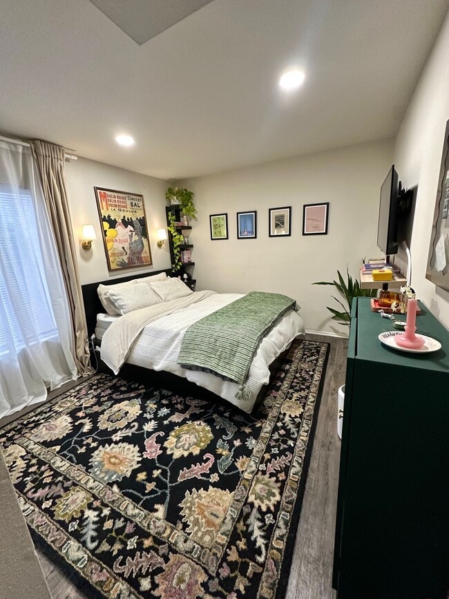 Building Photo - 5700 Etiwanda Ave