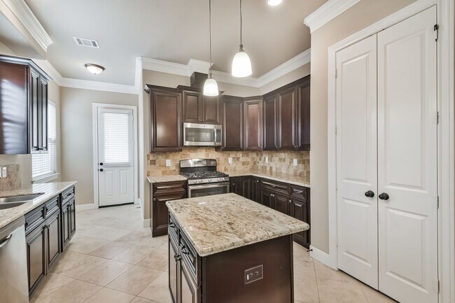 Building Photo - For Lease | 3 Bed, 2 Bath | 2,442 Sq Ft | Upland Place |