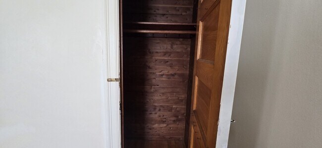 Building Photo - 3815 W St NW