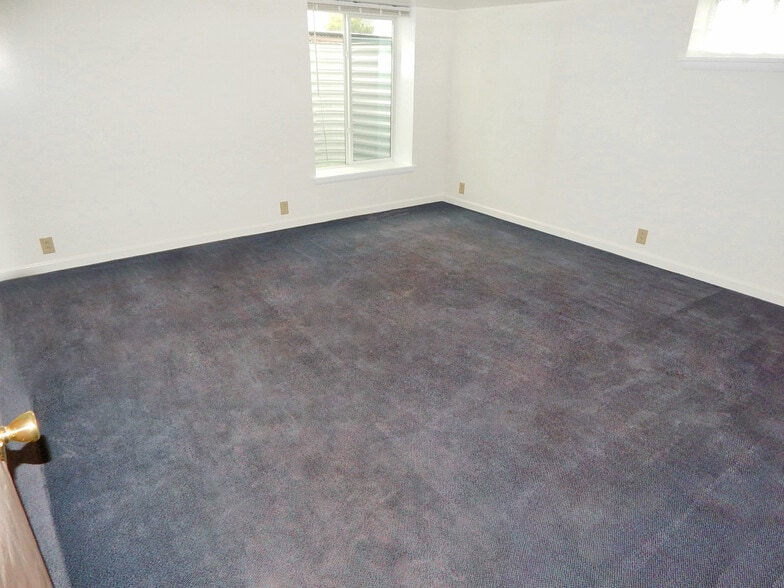 Building Photo - 132 Independence St