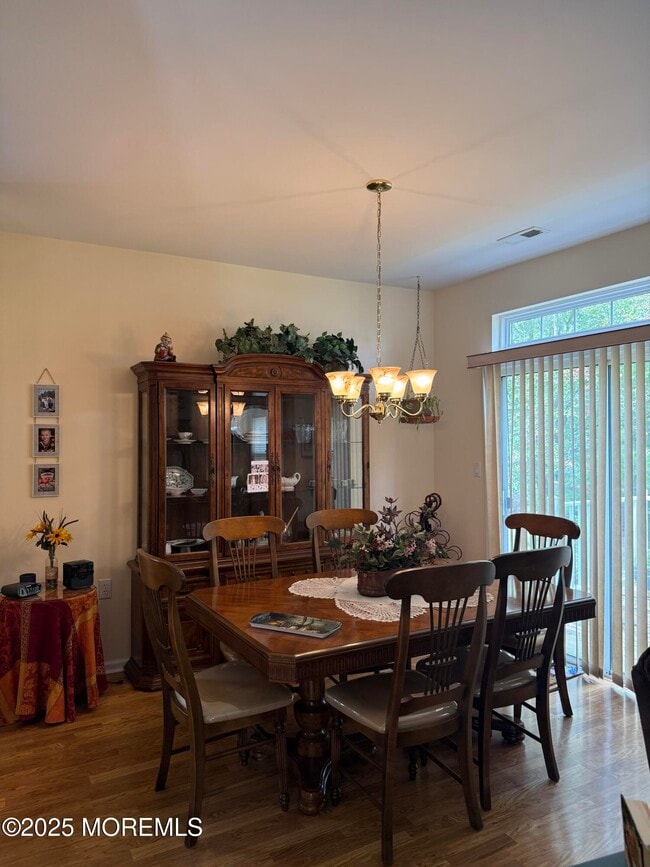 Building Photo - 48 Saxony Cir