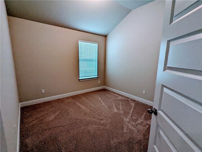 Building Photo - 2800 Joe Dimaggio Blvd