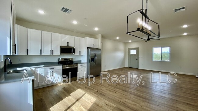Building Photo - 3705 E Wetstones Rd