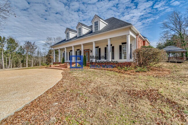 Building Photo - 200 Cripple Creek Rd