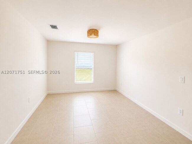 Building Photo - 17293 Cantu Ct