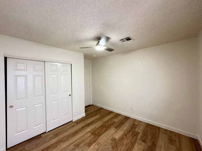 Building Photo - 3822 Flickering Star Dr