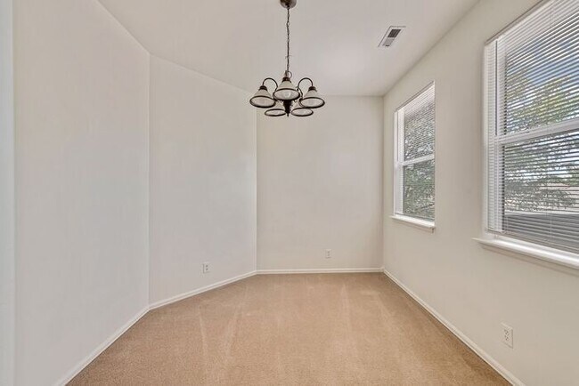 Building Photo - Modern 3-Bedroom North-End Condo Near Canyon View Park & Mesa Mall