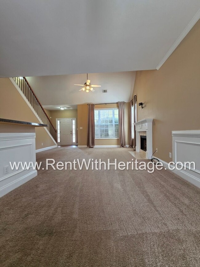 Building Photo - Gorgeous 5bd /3.5 bath Home/ Upgrades Galore/ Attention to Detail/ Great Location