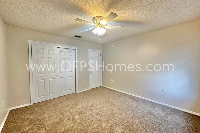 Building Photo - 1017 Creel St