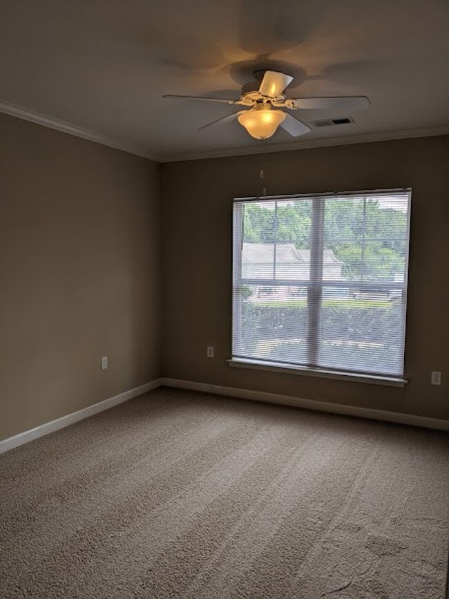 Building Photo - 2BD/2BATH Condo One Level in Cornelius Com...