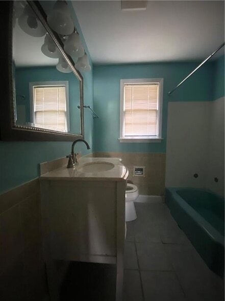 Building Photo - 421 N Atlanta St