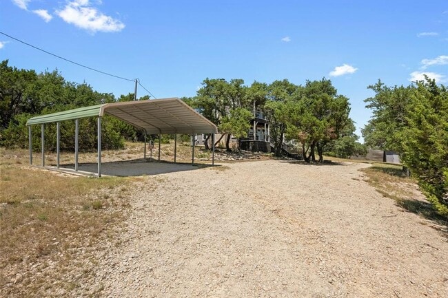 Building Photo - 650 Springlake Dr
