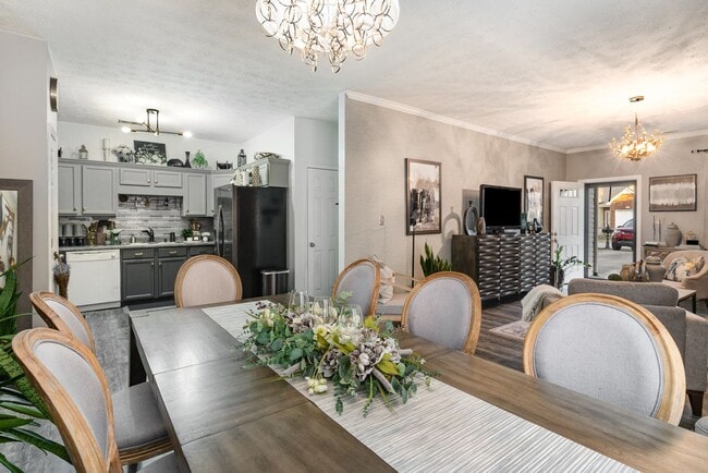 Building Photo - Stylish Furnished 2BR Retreat w/ Garage | ...