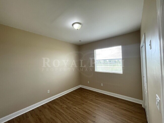 Building Photo - 3BR/2BA Cape Coral Home You'll Compare Every Other Rental To