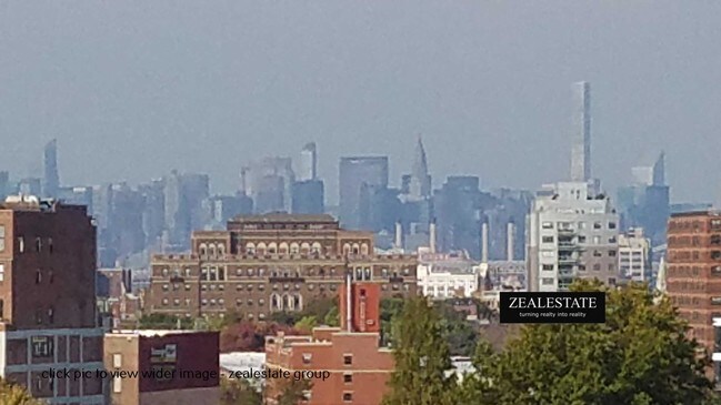 Building Photo - 210 Park Place