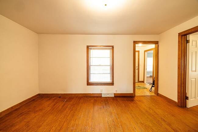 Building Photo - Spacious House on Old Six Mile Rd. - Water...