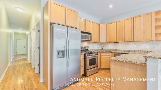 Building Photo - 1524 North Bosworth-Unit 2