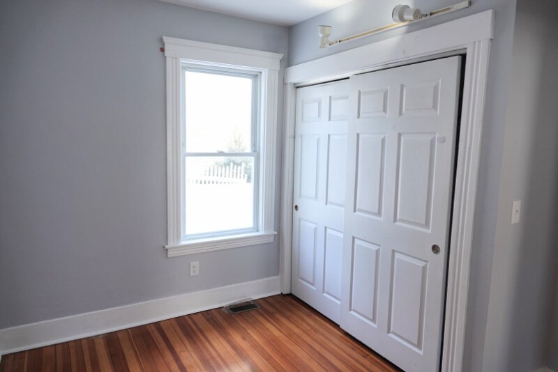 Building Photo - 330 Massasoit Rd